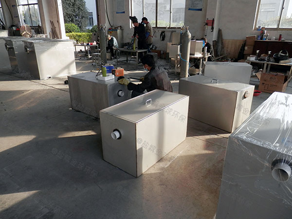 室內自動油水分離器隔渣池使用壽命