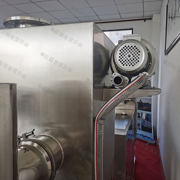 飲食業埋地簡單排水隔油設備構造