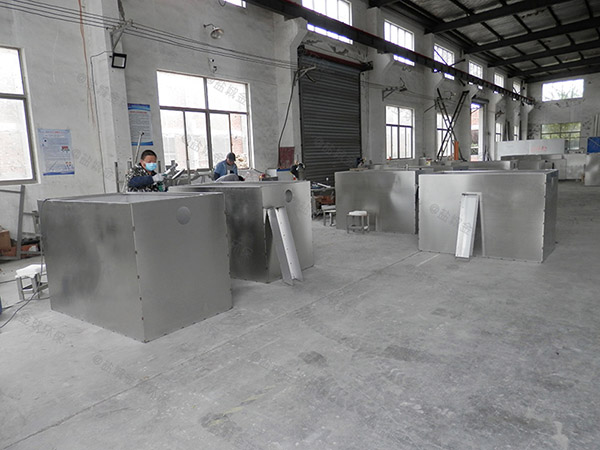 20噸多功能餐廚垃圾油水分離設備工廠
