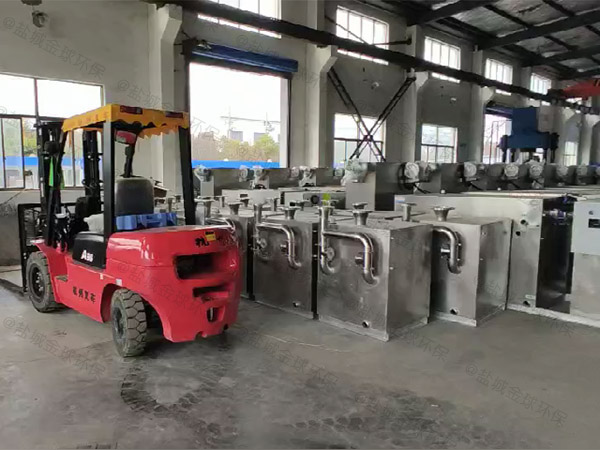 小餐館廢水全自動排水隔油器構造